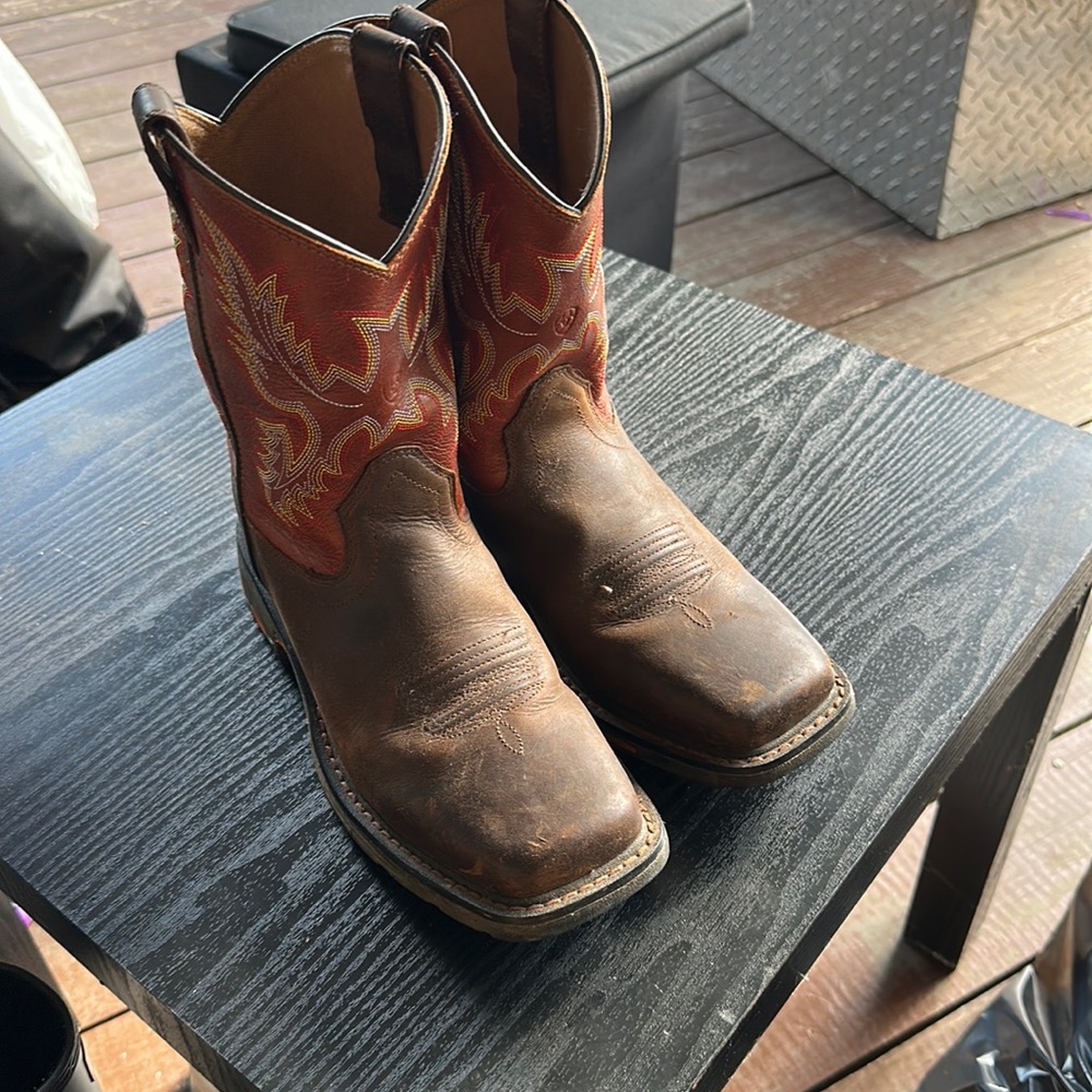 Kids Arait Boots